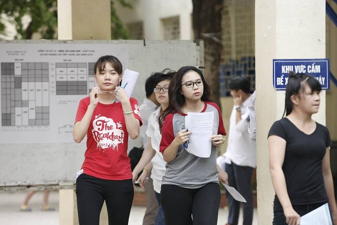 Thí sinh phấn khởi vì đề thi Văn dễ - ảnh 6