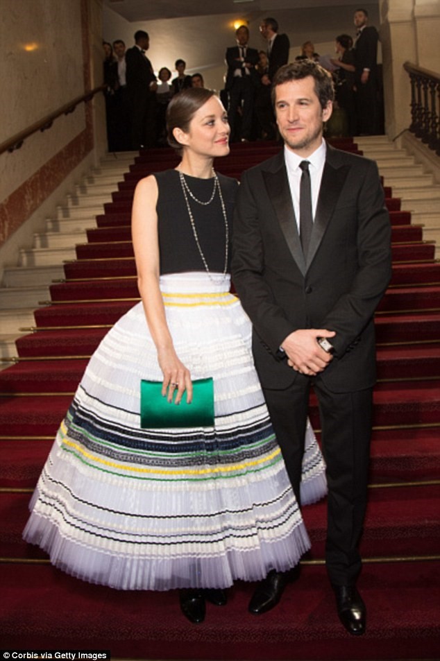 “Người tình tin đồn” Marion Cotillard của Brad Pitt mang thai? - ảnh 1
