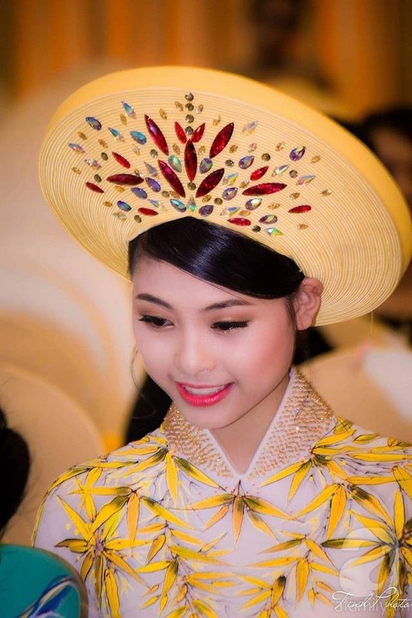 người đẹp biển đào thị hà - ảnh 2