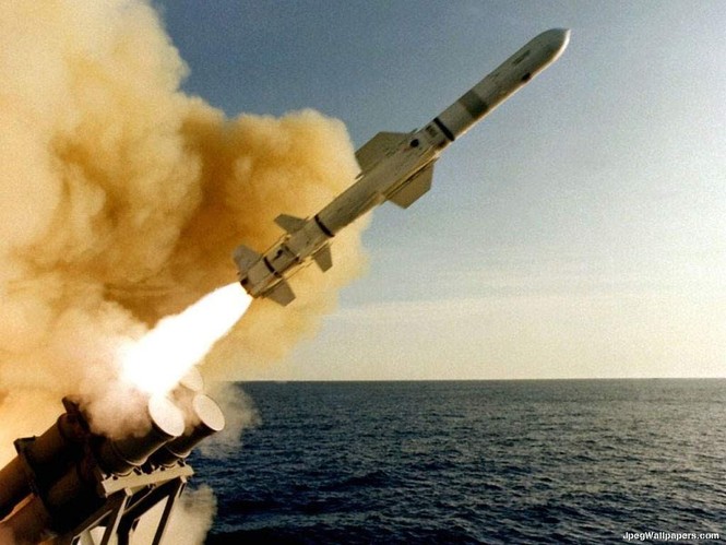 Nếu leo thang quân sự ở Syria, ông Trump sẽ sử dụng vũ khí nào? - ảnh 1