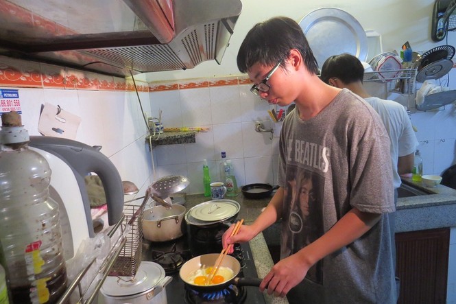 Người đàn ông cho 2 con bỏ trường tự học ở nhà: Giọt nước tràn ly - ảnh 6