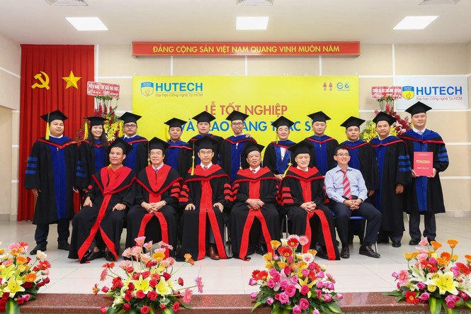 HUTECH khai giảng khóa đào tạo Thạc sĩ, Tiến sĩ năm 2019 - đợt 1 - ảnh 2