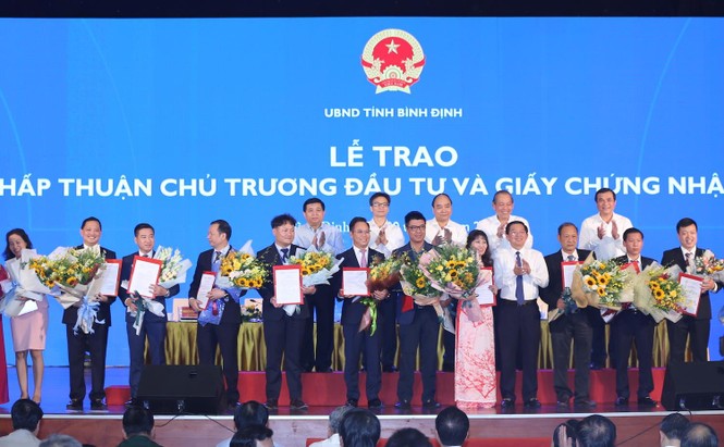 TS. Trần Du Lịch: Miền Trung chậm thủ tục đầu tư một ngày là tiếp tục nghèo thêm - ảnh 3