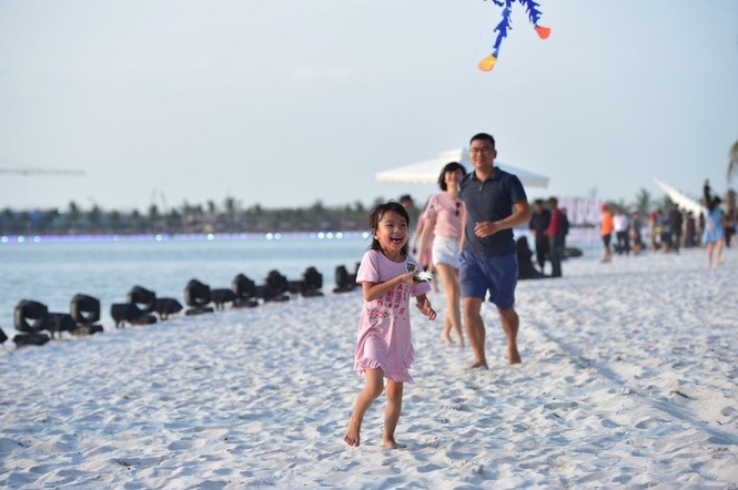 Hồ Vinhomes Ocean Park: Điểm đến ‘Must – Visit’ mới của thủ đô - ảnh 4