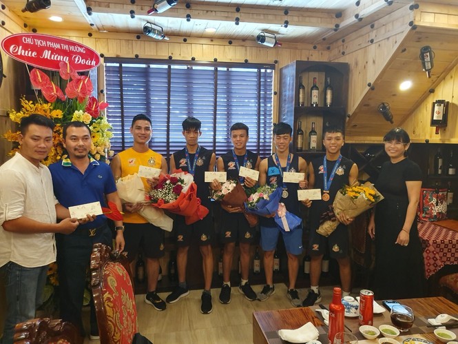 Phú Hồng Thịnh đồng thành cùng Đội tuyển Muay Thái MMA FIGHT ACADEMY - ảnh 3