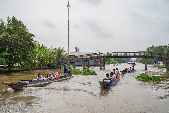 Sách quý giúp học sinh vùng sâu hăng say học tập - ảnh 6