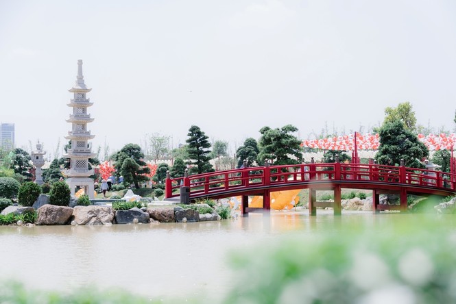 Cư dân Vinhomes Smart City được thưởng ngoạn lễ hội đèn lồng mỗi ngày - ảnh 2
