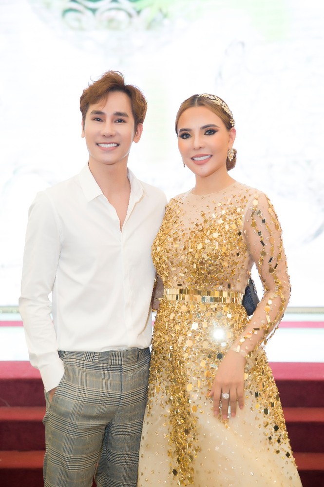 NTK Mai Phương Trang đẹp tựa nữ thần tại sự kiện họp báo cuộc thi Hoa hậu Doanh nhân Tài sắc Thế giới 2020 - ảnh 2