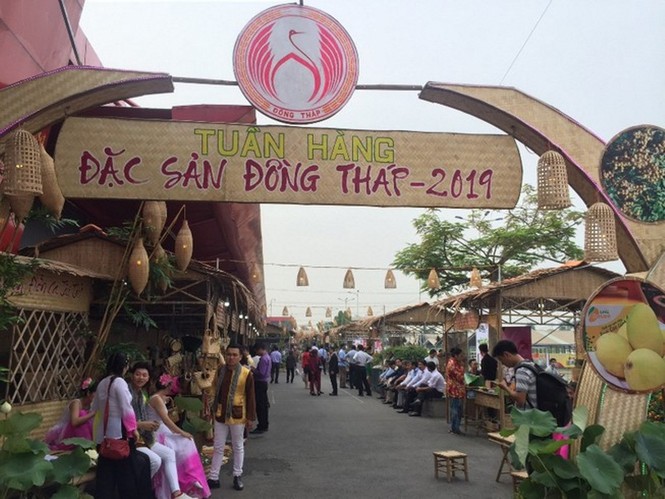 Đặc sản Đồng Tháp hội tụ Sài Gòn - ảnh 2