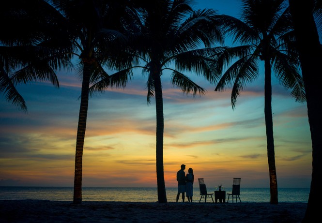 Ngắm hoàng hôn của bãi Trường tại 4 điểm Check In cực chất của InterContinental Phu Quoc Long Beach Resort - ảnh 2
