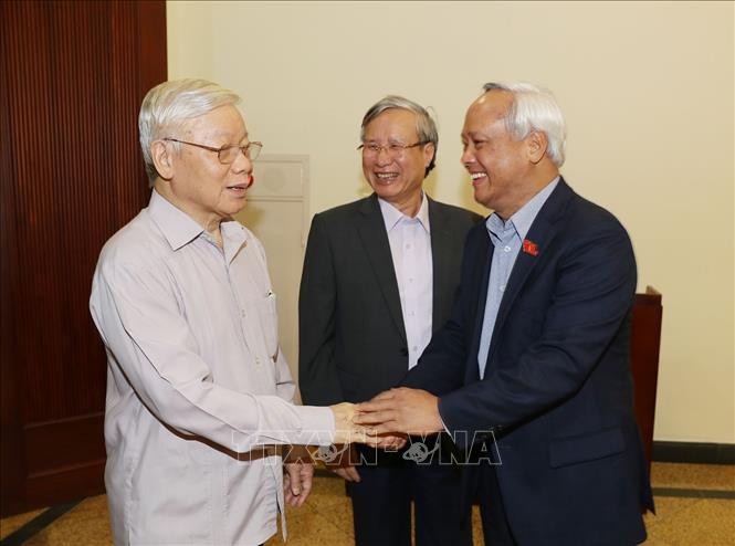 Tổng Bí thư, Chủ tịch nước chủ trì họp Thường trực Ban Chỉ đạo Trung ương về phòng, chống tham nhũng - ảnh 2