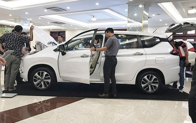 Tồn kho hàng chục ngàn xe, ô tô mùa Tết đại hạ giá - ảnh 1