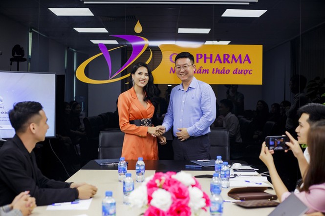 EvaCare và Dược Mỹ phẩm CVI ký kết hợp tác chiến lược năm 2020 - ảnh 1
