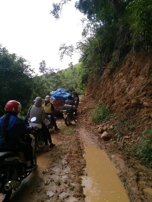 Hành trình gieo chữ giữa núi rừng của thầy cô giáo Điện Biên - ảnh 9