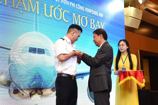 Vinpearl Air khai giảng khóa đào tạo phi công đầu tiên - ảnh 2