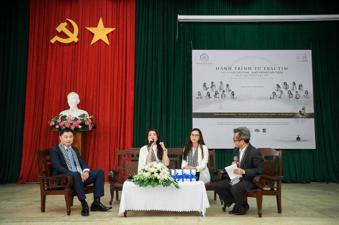 Á hậu Hoàng My: Tri thức góp phần nâng tầm vóc của quốc gia - ảnh 4