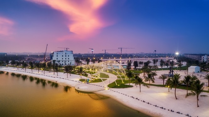 Hà Nội có thể tăng 30% giá đất từ năm 2020: Đất Gia Lâm 'nóng' lên từng ngày - ảnh 1