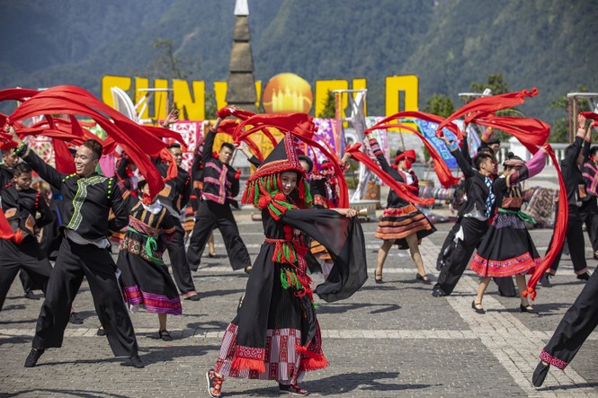 Sun World Fansipan Legend: 'Điểm du lịch văn hóa hấp dẫn hàng đầu thế giới 2019' - ảnh 4