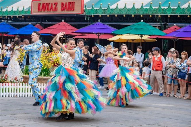 Sun World Ba Na Hills sở hữu 'Hệ thống cáp treo hàng đầu thế giới' - ảnh 2