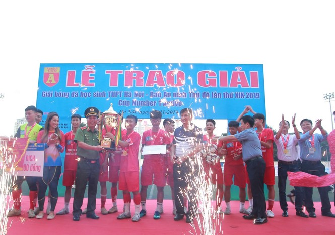 Mùa giải thành công rực rỡ của giải bóng đá học sinh Hà Nội Cup Number 1 Active - ảnh 3