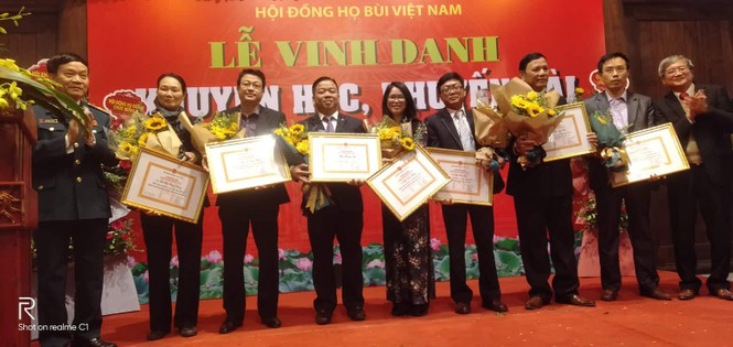 Cộng đồng họ Bùi Việt Nam: Vinh danh khuyến học, khuyến tài năm 2019 - ảnh 6
