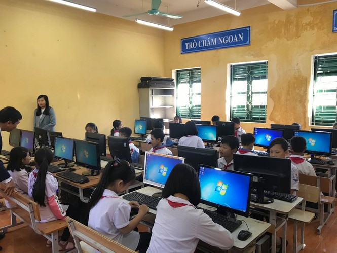 EVNHANOI: Phát triển bền vững luôn gắn với trách nhiệm trước cộng đồng xã hội - ảnh 3