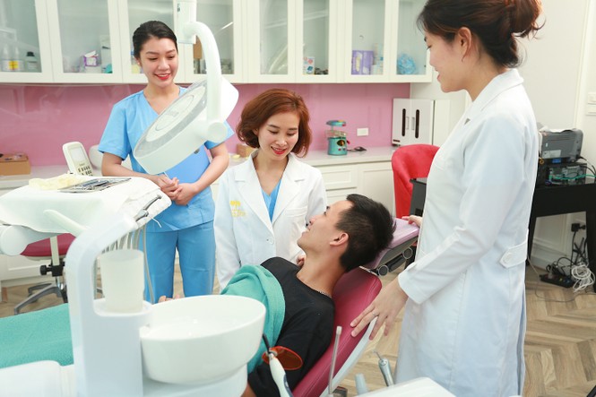 Hoa hậu Thu Hoàng bận rộn với các dự án làm đẹp từ Nam ra Bắc - ảnh 4