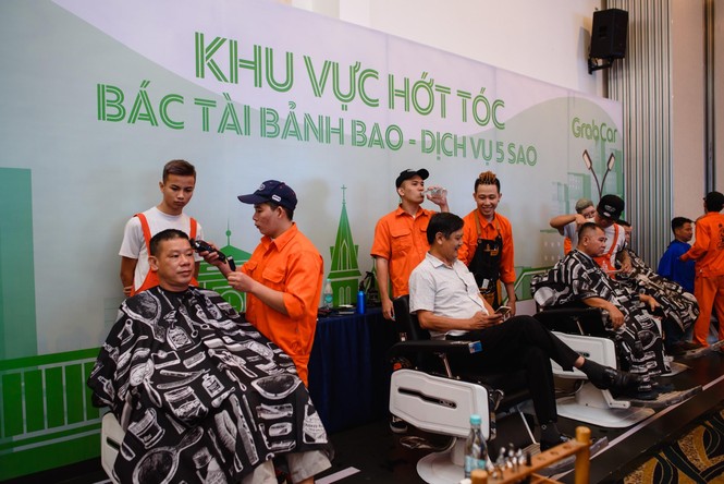 Có gì ở 'Ngày hội chăm sóc tài xế' của hàng ngàn bác tài công nghệ Grab? - ảnh 1