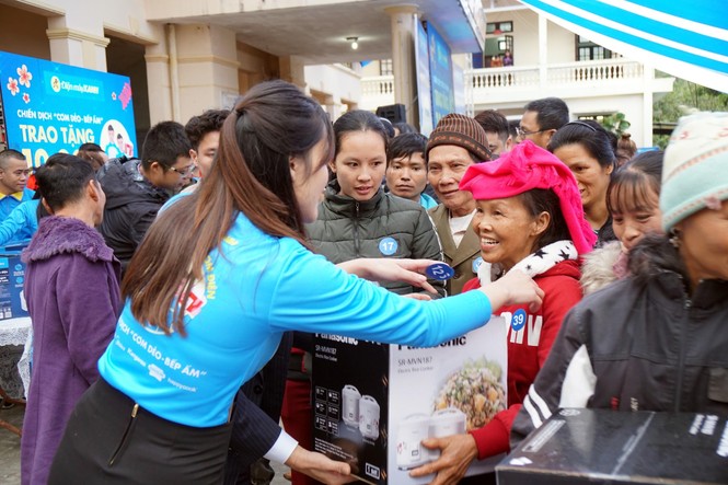 Khởi động chương trình 10.000 nồi cơm điện 'bếp ấm cơm dẻo', lan toả yêu thương - ảnh 5
