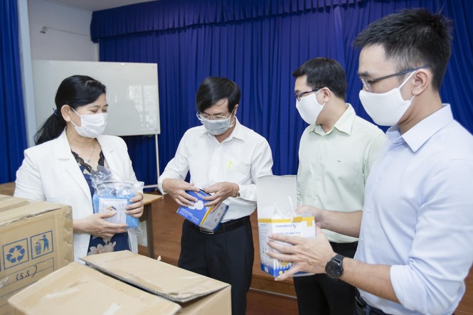 Ủng hộ ngày lương, nhân viên Vinamilk gây quỹ bảo vệ trẻ em khó khăn vì COVID - ảnh 5