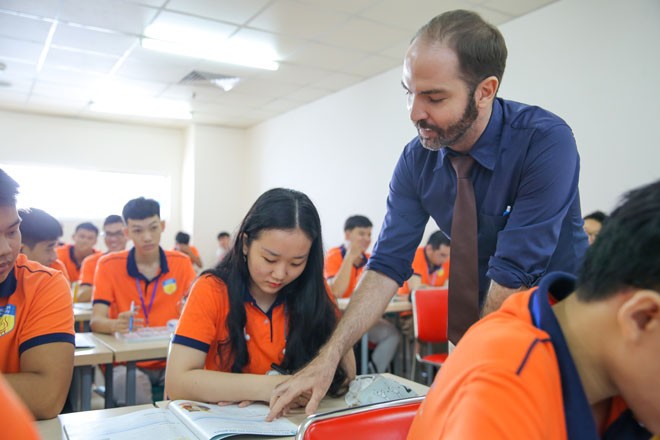 Học Cử nhân Quản trị kinh doanh quốc tế ngay tại Việt Nam: Xu hướng mới nhiều sức hút - ảnh 1