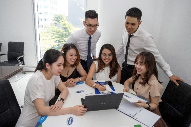 Vinamilk lần thứ 3 liên tiếp được bình chọn là nơi làm việc tốt nhất Việt Nam - ảnh 1