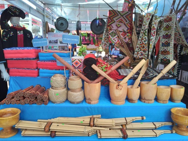 Hội chợ - triển lãm thành tựu kinh tế - xã hội tỉnh Thanh Hoá - ảnh 1