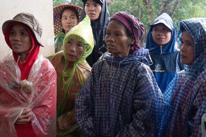 Mong hoa lau sớm nở trên bản Lòm - ảnh 2