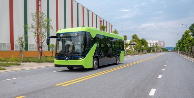 VinBus hợp tác Star Charge phát triển hệ thống trạm sạc xe buýt điện lớn nhất ASEAN - ảnh 2