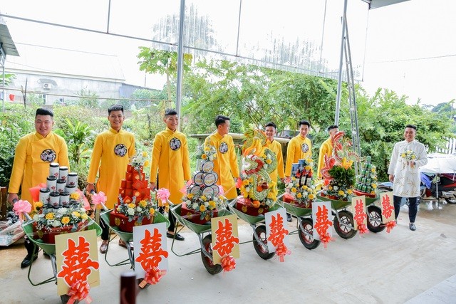 Dàn 'siêu xe khủng' trong đám hỏi ở Thái Nguyên gây 'bão cộng đồng mạng' - ảnh 2