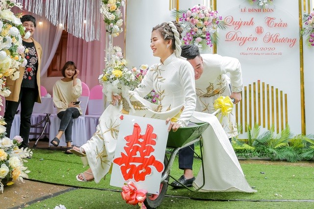 Dàn 'siêu xe khủng' trong đám hỏi ở Thái Nguyên gây 'bão cộng đồng mạng' - ảnh 9