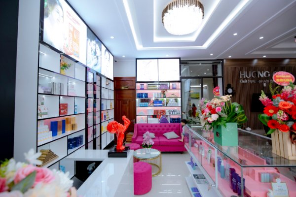 Lễ khai trương hoành tráng của thương hiệu mỹ phẩm quốc tế Huong CEO - ảnh 2