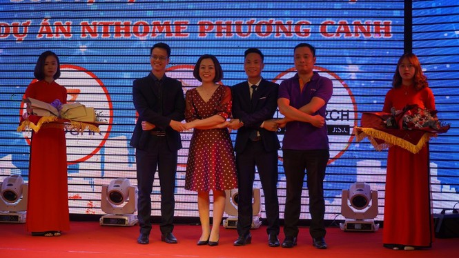 Hàng trăm khách hàng tham dự Lễ ký kết phân phối, mở bán dự án NTHome Phương Canh - ảnh 5