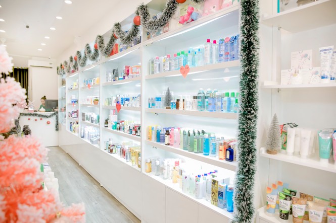 Lạc lối vào thiên đường mỹ phẩm, thời trang – Trần Phi Yến Store - ảnh 3