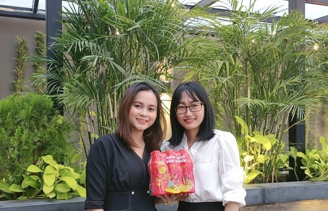 Trà Dr Thanh 'đốn tim' người xem với MV tri ân cha mẹ ngày Tết của Trà Dr Thanh - ảnh 6