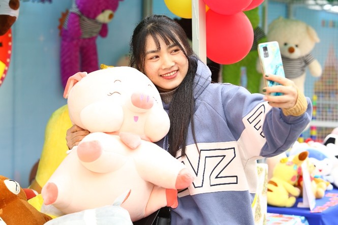 Đại nhạc hội RAP ‘chào 2021’ xua tan giá rét kỷ lục ở Hạ Long - ảnh 9