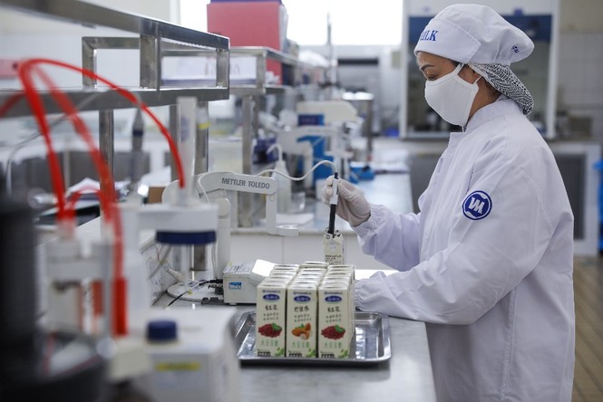 Vinamilk ‘xông đất’ 2021 với lô hàng lớn gồm sữa hạt và sữa đặc xuất khẩu đi Trung Quốc - ảnh 4