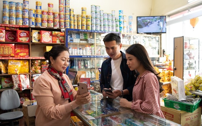VinShop và “liều thuốc đặc trị” cơn đau đầu mùa Tết cho 65.000 chủ tiệm tạp hóa - ảnh 3