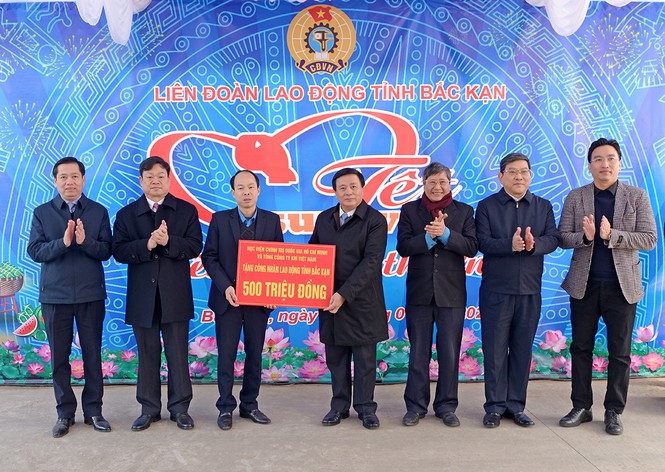 PV GAS tham gia đoàn công tác của Học viện Chính trị Quốc gia Hồ Chí Minh đến Bắc Kạn - ảnh 3