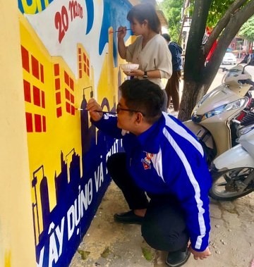Tuổi trẻ ‘thổi hồn’ vào những bức tường vô tri - ảnh 2