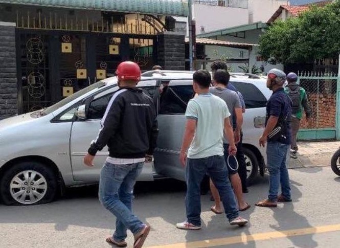 Vụ cảnh sát nổ súng ở Bình Dương: Giang hồ nhận lời đi chém mướn - ảnh 1
