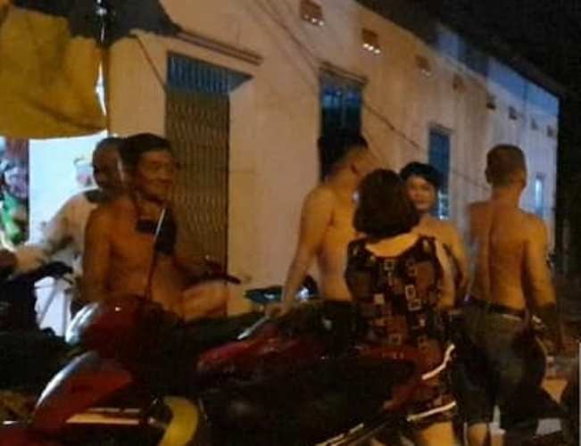 Lên mạng nói xấu chồng, vợ bị đánh dã man - ảnh 3