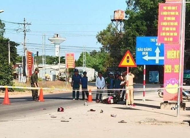 Bị cướp tông trực diện, một phó công an nhập viện - ảnh 1