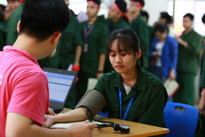 Hàng nghìn “chiến sĩ Hola” tham gia hiến máu tình nguyện - ảnh 8